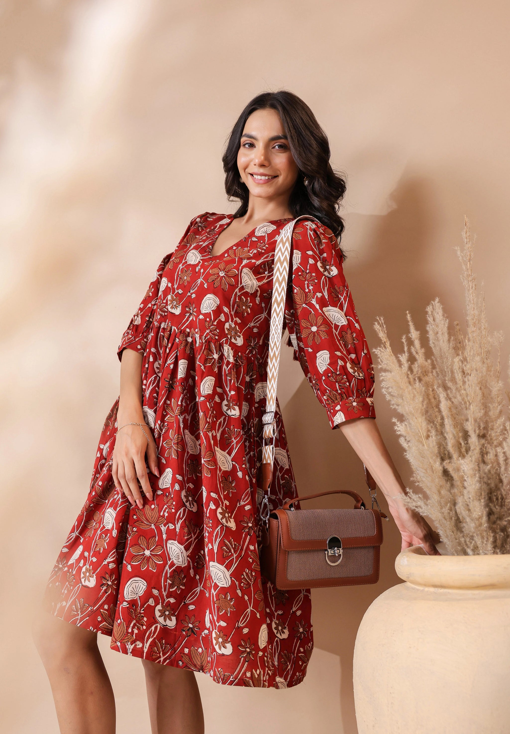 Bagru Printed V-Neck Printed Midi Dress