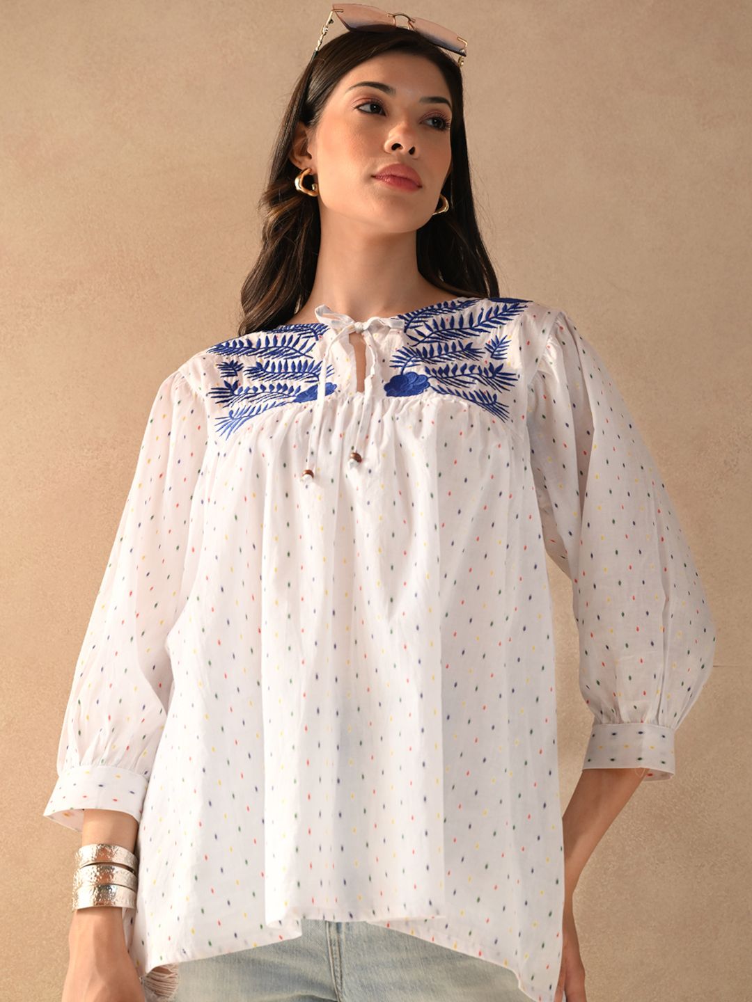 Embroidered Balloon Sleeves Tunic