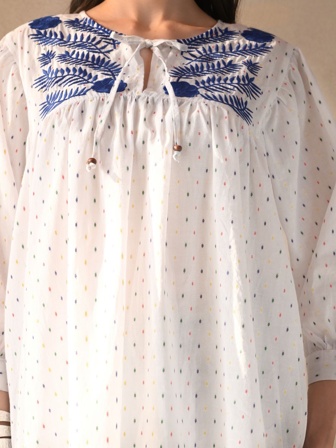 Embroidered Balloon Sleeves Tunic