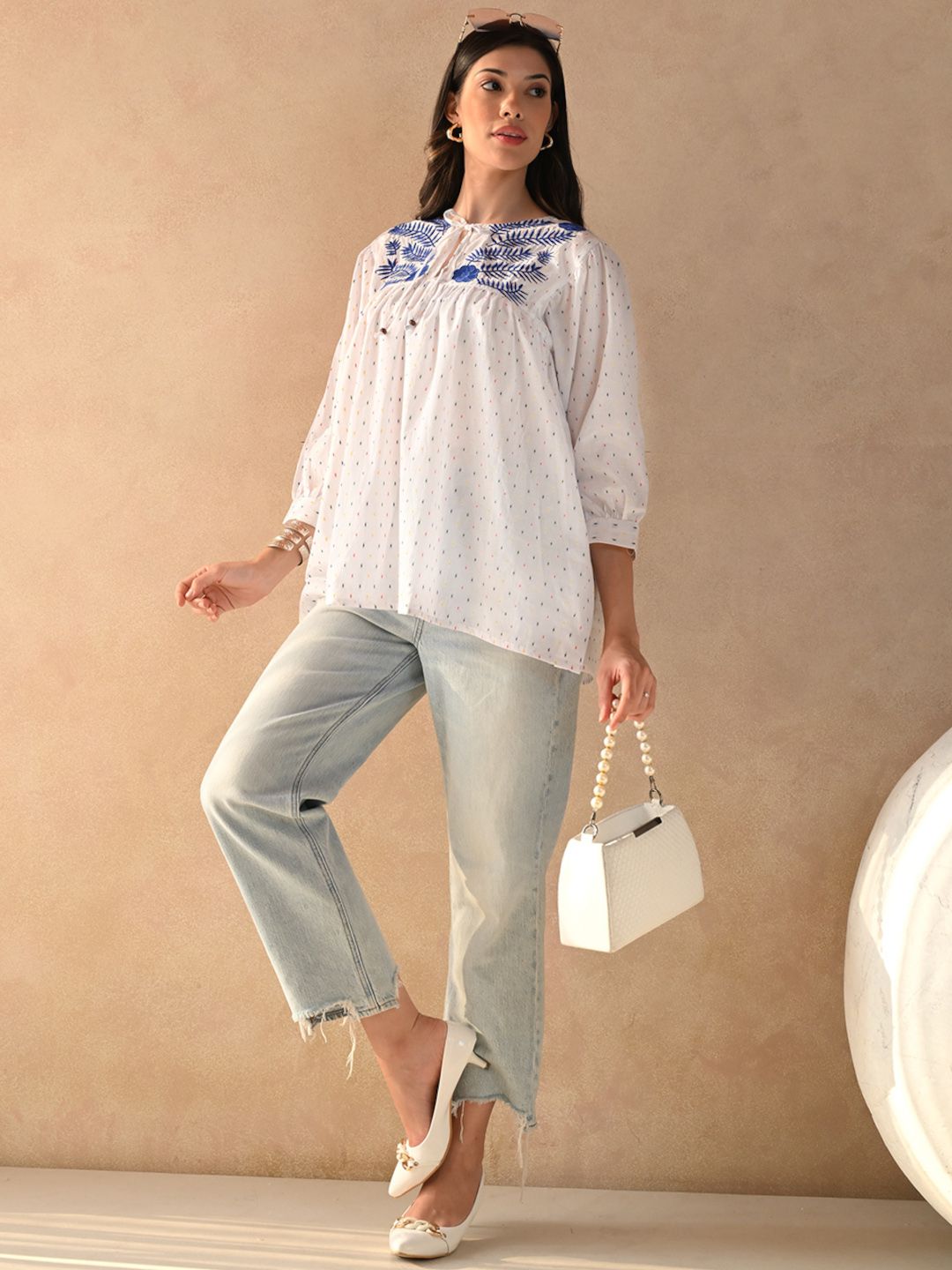 Embroidered Balloon Sleeves Tunic